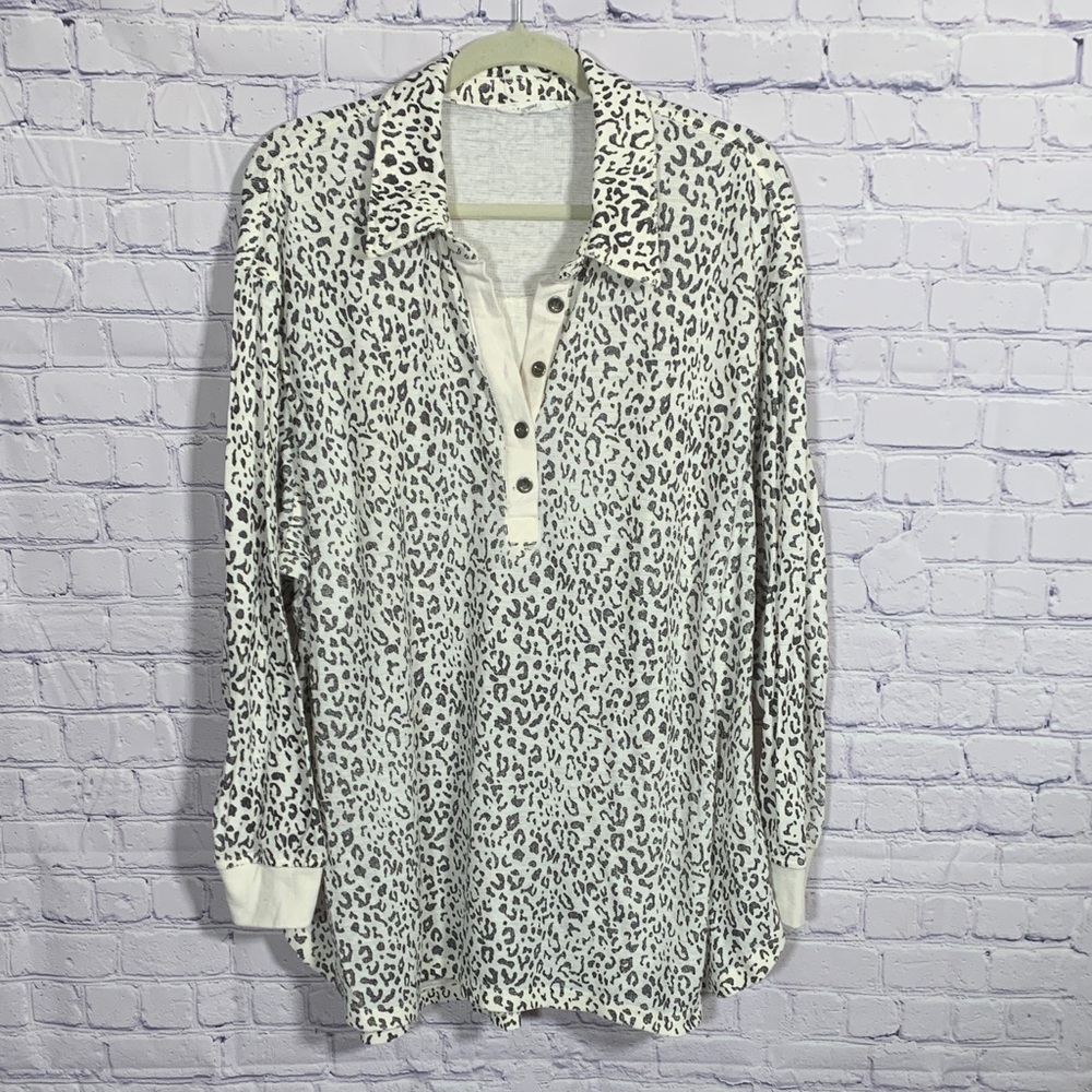 Jane & Delancy Womens Thermal Henley Top Cheetah Print Black White Sz 2X Casual